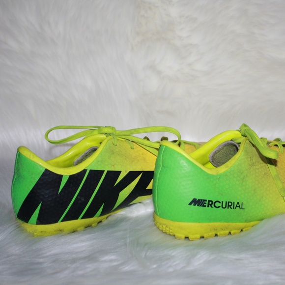 Nike Murcurial Victory Turf Cleats - Picture 3 of 5